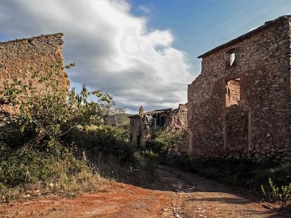 Una masia abandonada a Fatxes.