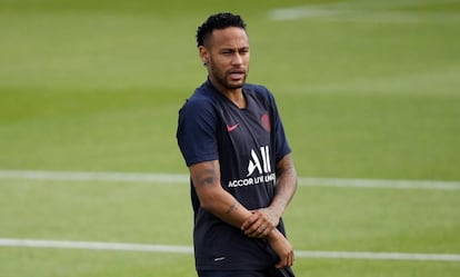 Neymar, a l'entrenament del PSG.