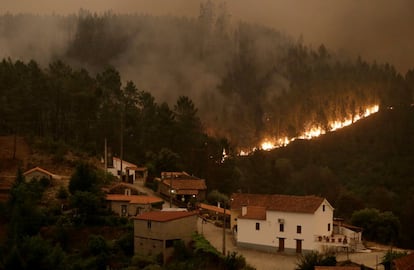 El incendio forestal en Mega Fungueira, en el centro de Portugal.