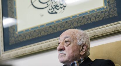 Fetulá Gülen durante la entrevista con EL PAÍS y medios alemanes