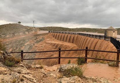 Fotografía facilitada por el Ayuntamiento de Almansa de las inundaciones en el municipio albaceteño, en Castilla-La Mancha, el jueves.