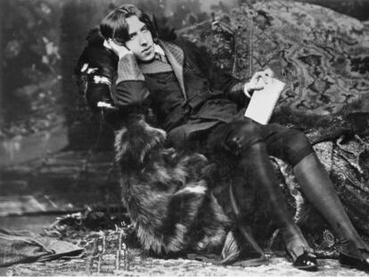 Oscar Wilde fotografiado por Napoleon Sarony en 1882.