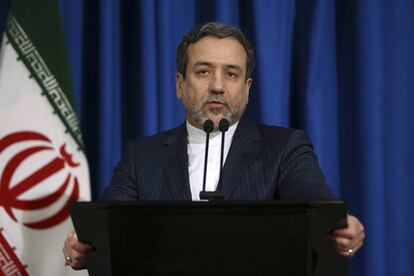 El viceministro de Exteriores iraní y negociador en el acuerdo Abbas, en una rueda de prensa en Teherán el domingo.