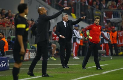 Guardiola y Ancelotti en la banda