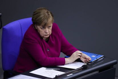 La canciller Angela Merkel, en el Parlamento alemán.