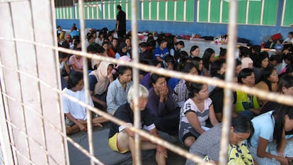 Mujeres retenidas en el centro de detención de inmigrantes de Semenyih, en Malasia.