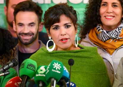 La portavoz de Adelante Andalucía, Teresa Rodríguez, tras anunciar este martes que deja su escaño en el Parlamento andaluz.