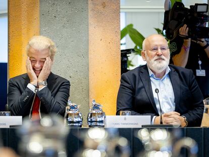 Far-right Dutch leader Geert Wilders (left) with Frans Timmermans, the leader of the center-left GroenLinks/PvdA party, in The Hague, on November 24.