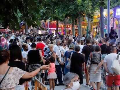 Concentración de gente en la fiesta mayor de Terrasa a pesar del coronavirus