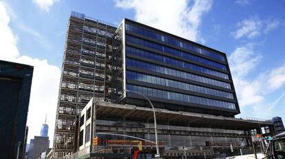 Edificio de oficinas en Washington Street, Nueva York (EE UU).