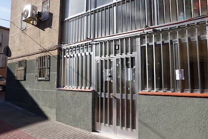 Bloque de viviendas, en la calle Herrerías número 8, donde ha muerto la víctima.