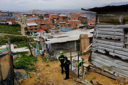 Policías en el barrio República Venezolana, el 3 de abril.