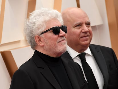 Pedro Almodóvar y su hermano Agustín, en los Oscar 2020.