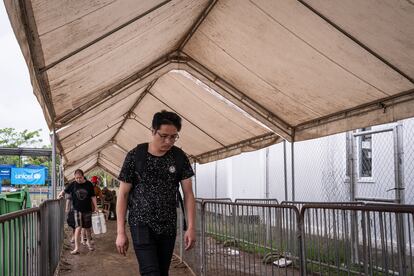 Migrants arrive at the San Vicente Migratory Reception Station in Panama.