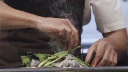 Chilean chef Rodolfo Guzm&aacute;n on the third day of Madrid Fusi&oacute;n.