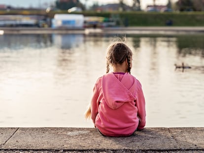 Los niños con asperger niños tienen dificultades en las competencias de comunicación social e interacción social y de flexibilidad de pensamiento.