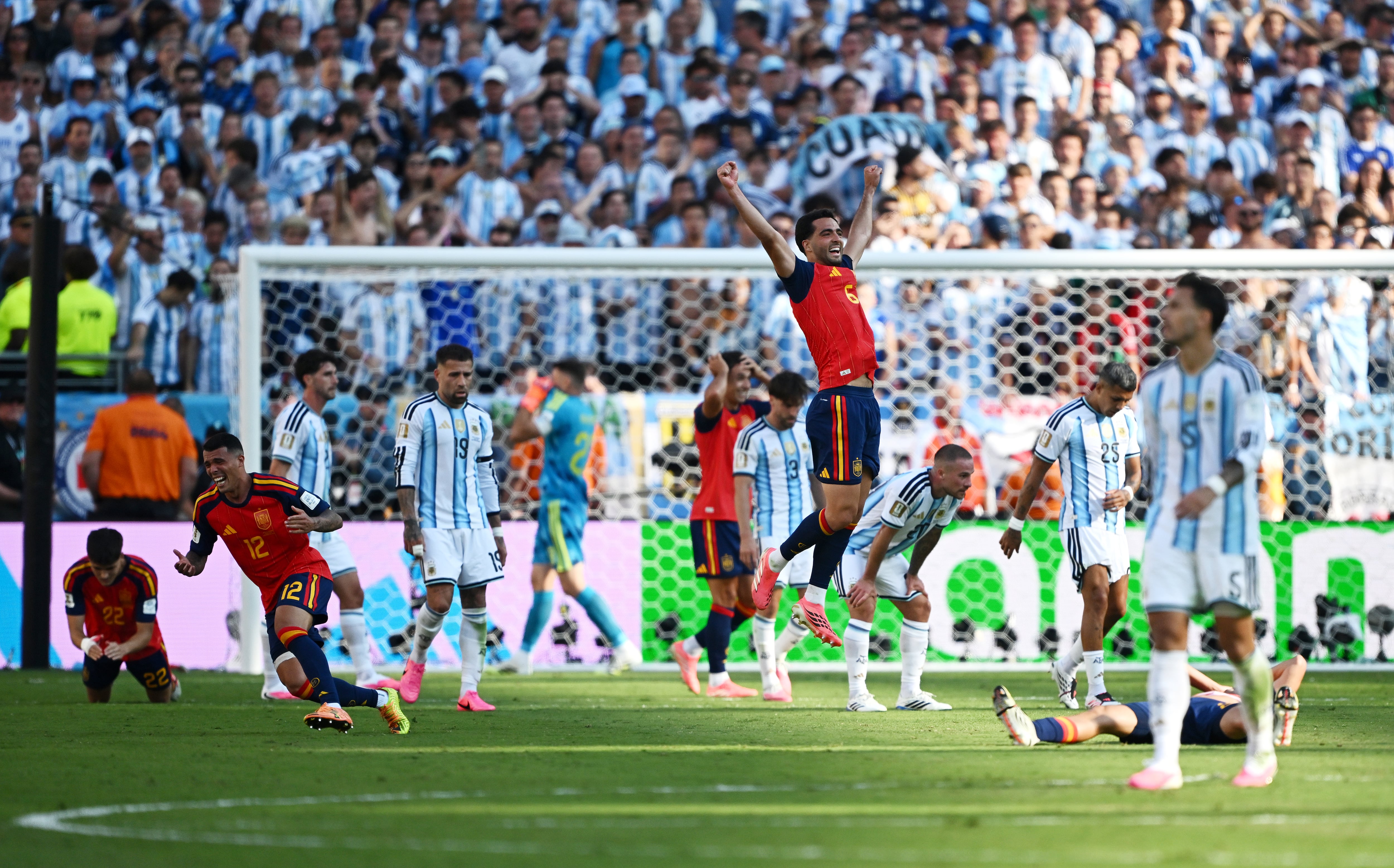 La pelota no se mancha