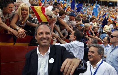 Camps y Rajoy en un mitin en Valencia en 2009. 