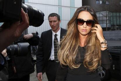 Tamara Ecclestone a las puertas del tribunal.