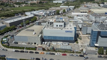 Planta de Grifols.