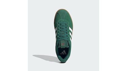 Estas son las zapatillas Adidas que aman los hombres de 40 años para ir por la calle