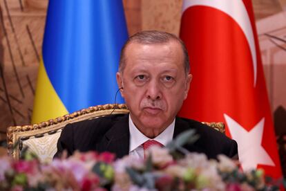Erdogan, este viernes, durante el acto de firma en Estambul del acuerdo para que se retome la exportación de grano a través del mar Negro.