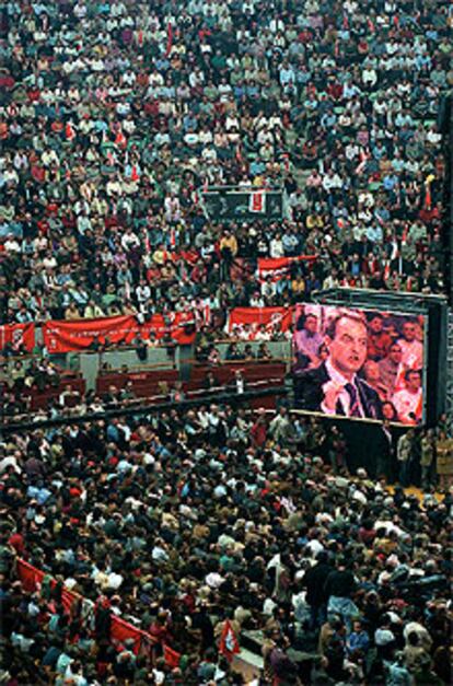 La plaza de Vistalegre, ayer, durante la intervención de Zapatero.