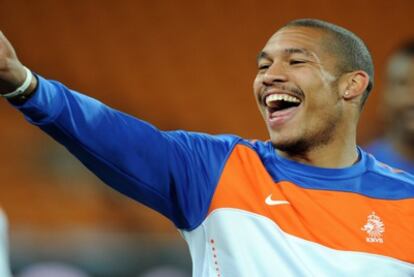 Nigel de Jong en el último entrenamiento de Holanda, antes de la final.