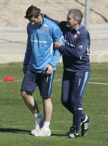 Paco Herrera junto a César Arzo