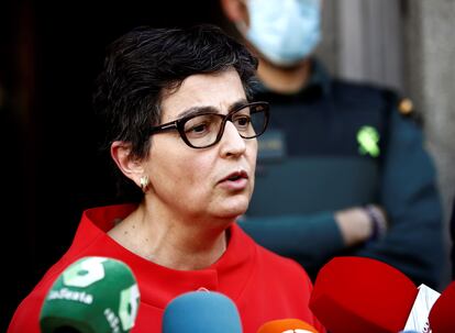 La ministra de Asuntos Exteriores, Arancha González Laya, el pasado martes ante la sede de su departamento.