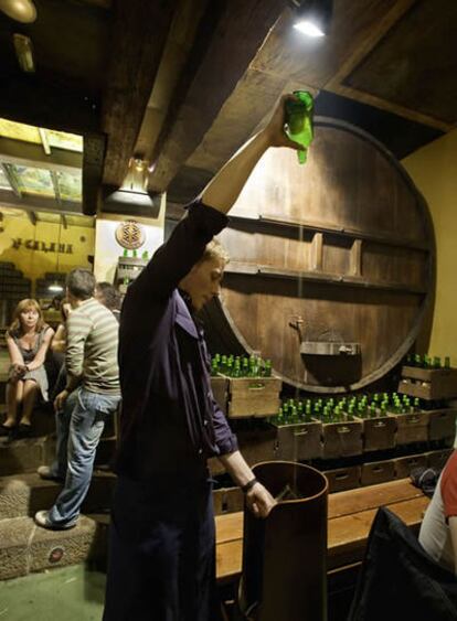 Sidrería La Galana, en la plaza Mayor de Gijón, un clásico para tomar sidra