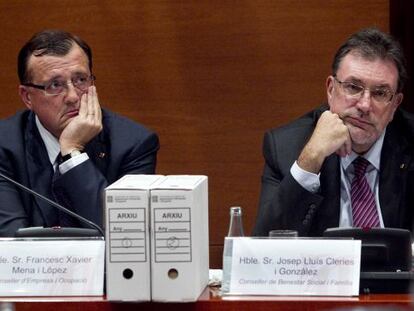 Francesc Xavier Mena (a la izquierda) y Josep Lluís Cleries durante su comparecencia en el Parlament el pasado mes de agosto.