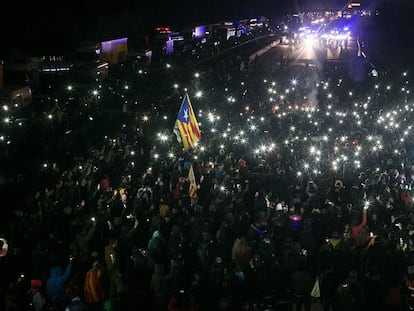 El desalojo de los manifestantes del corte en La Jonquera, en imágenes