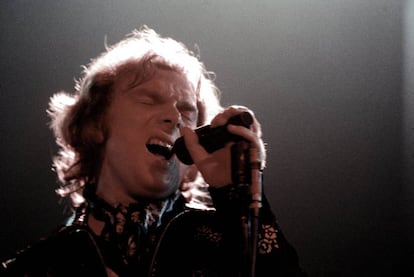 Van Morrison en el concierto de Santa Monica de 1973, California.