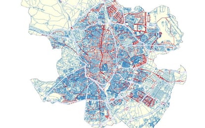 EL NUEVO MAPA DEL TRÁFICO EN MADRID. En azul, las calles que pasarán a estar limitadas a 30 por hora; en rojo, las que admiten una velocidad de 50 por hora; y en gris, las vías de alta ocupación como la M-30 o la M-40.