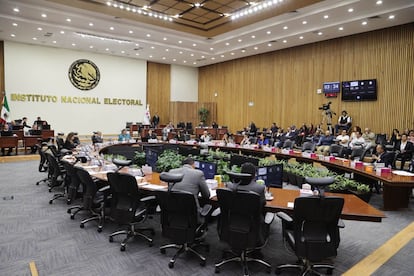 Sesión del Instituto Nacional Electoral (INE), el 19 de septiembre 2024.