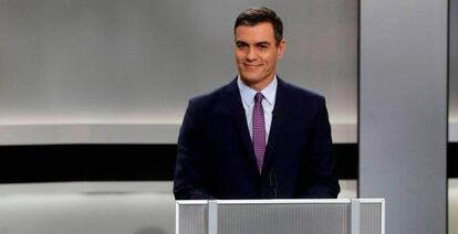 El candidato del PSOE, Pedro Sánchez, momentos antes del inicio del debate electoral.