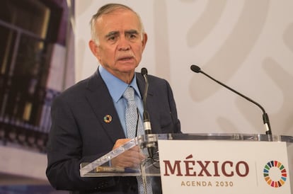 Alfonso Romo, jefe de la Oficina de la Presidencia de la República durante el lanzamiento de la Estrategia para la Agenda 2030 en México.