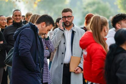 El concejal de Compromís en Valencia Pere Fuset a las puertas de la Ciudad de la Justicia, donde fue absuelto esta semana como responsable de un accidente mortal en 2017 durante el montaje de las gradas para un concierto en los Jardines de Viveros.