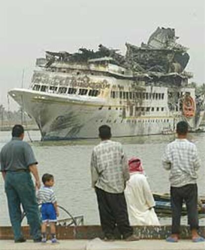 El barco de Sadam en Basora