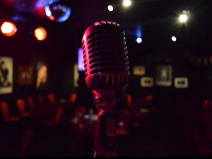 A Viva voz, karaoke a l'Eixample de Barcelona.