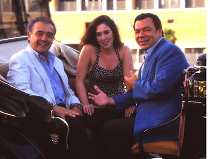 Los del Río con la bailarina venezolan Diana Patricia Cubillan, en 1996.