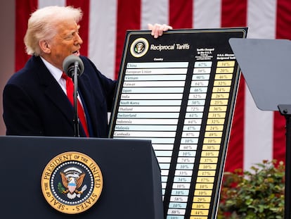 El presidente de EEUU, Donald Trump, durante un acto de Make America Wealthy Again en el Rose Garden de la Casa Blanca el miércoles 2 de abril de 2025.