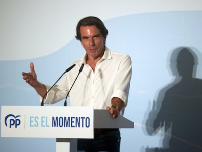 El expresidente Aznar, en un mitin del PP en Málaga el pasado 14 de julio.