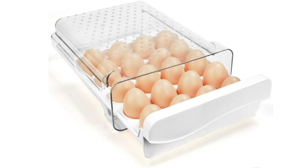 Esta huevera tiene gran capacidad y es muy resistente.