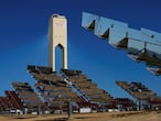 Parque de placas solares de Abengoa en Sanlúcar la Mayor, en Sevilla.
