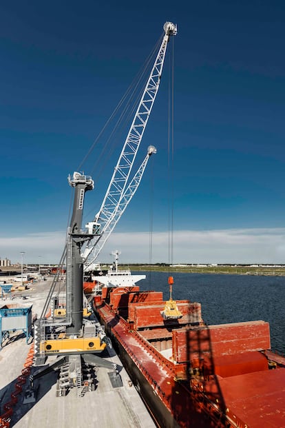 Grúas Liebherr para grupo Bergé.