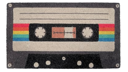 Felpudo con forma de casete.