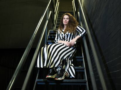 La directora Carlota Ferrer, fotografiada en abril en la Sala Negra de los Teatros del Canal.