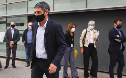 Josep Lluís Trapero, 'mayor' de los Mossos, sale de la comisaria tras conocer la sentencia de absolución por parte de la Audiencia Nacional.